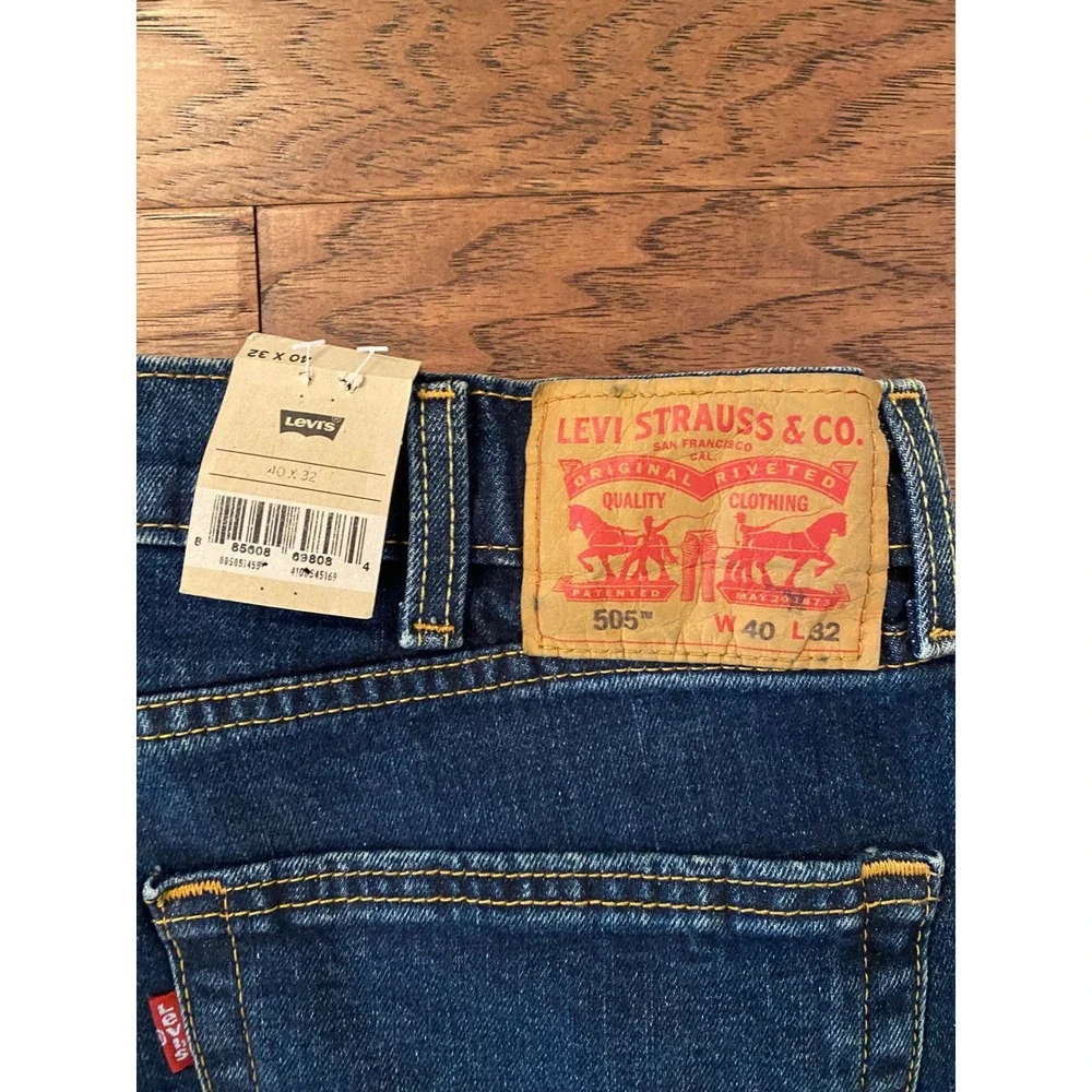 Levis 505 Regular Fit Dark Wash Jeans Mens 40x32 Straight Leg Blue 005051455